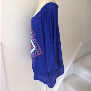 Urban Outfitters Tops - 🌵 UO Daydreamer LA Blue Dolman Sleeve Graphic Top Urban Outfitters Tops - 🌵 UO Daydreamer LA Blue Dolman Sleeve Graphic Top